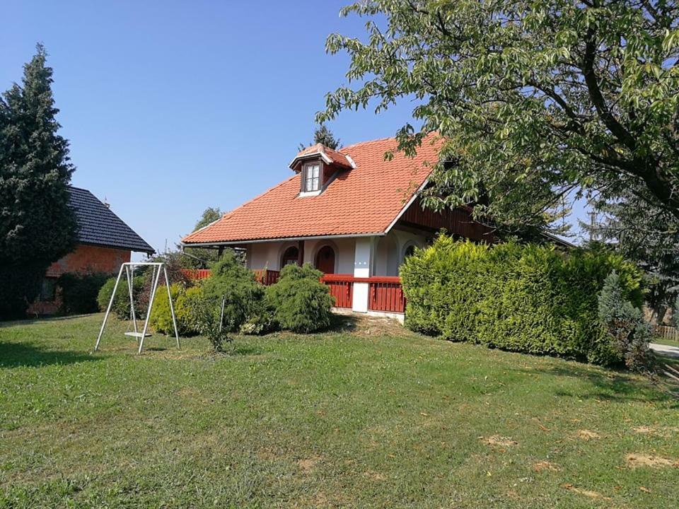 Moj Dom-Toplak Hotel Jursinci Exterior foto